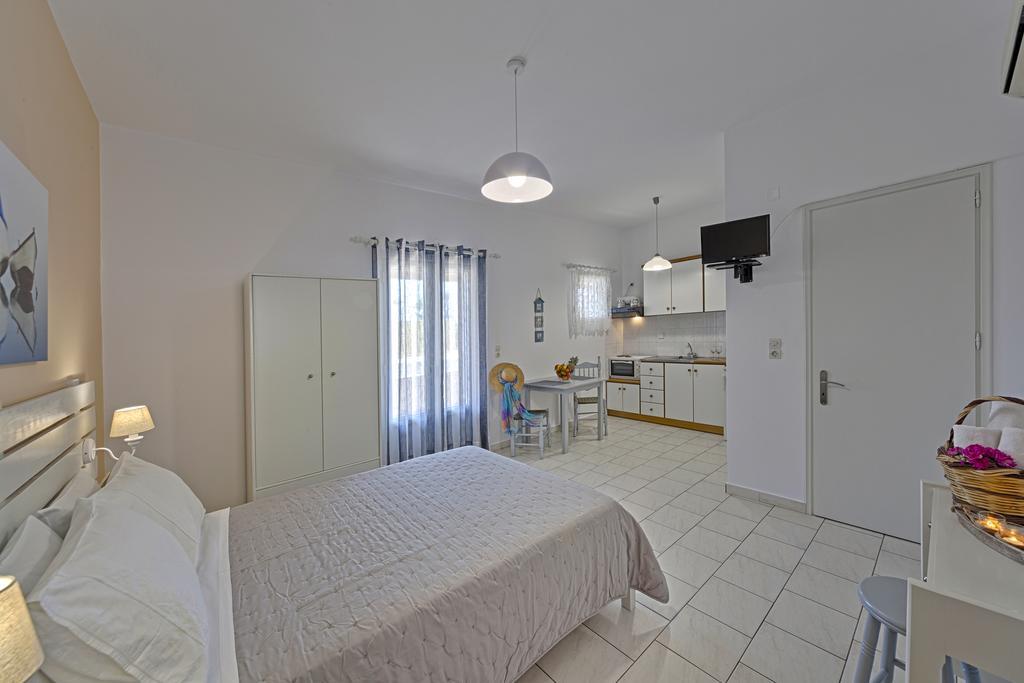 פיניקאס Letta'S Apartments מראה חיצוני תמונה